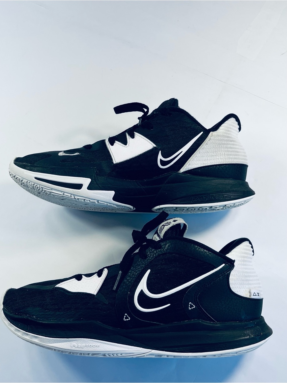 Nike Kyrie 5 LowTB Black White Basketball Sneakers #DO9617-002 Men’s Size:9